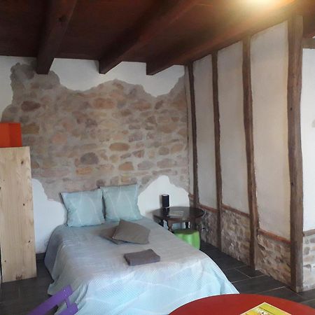 Chambre Double Vallon-en-Sully Екстер'єр фото